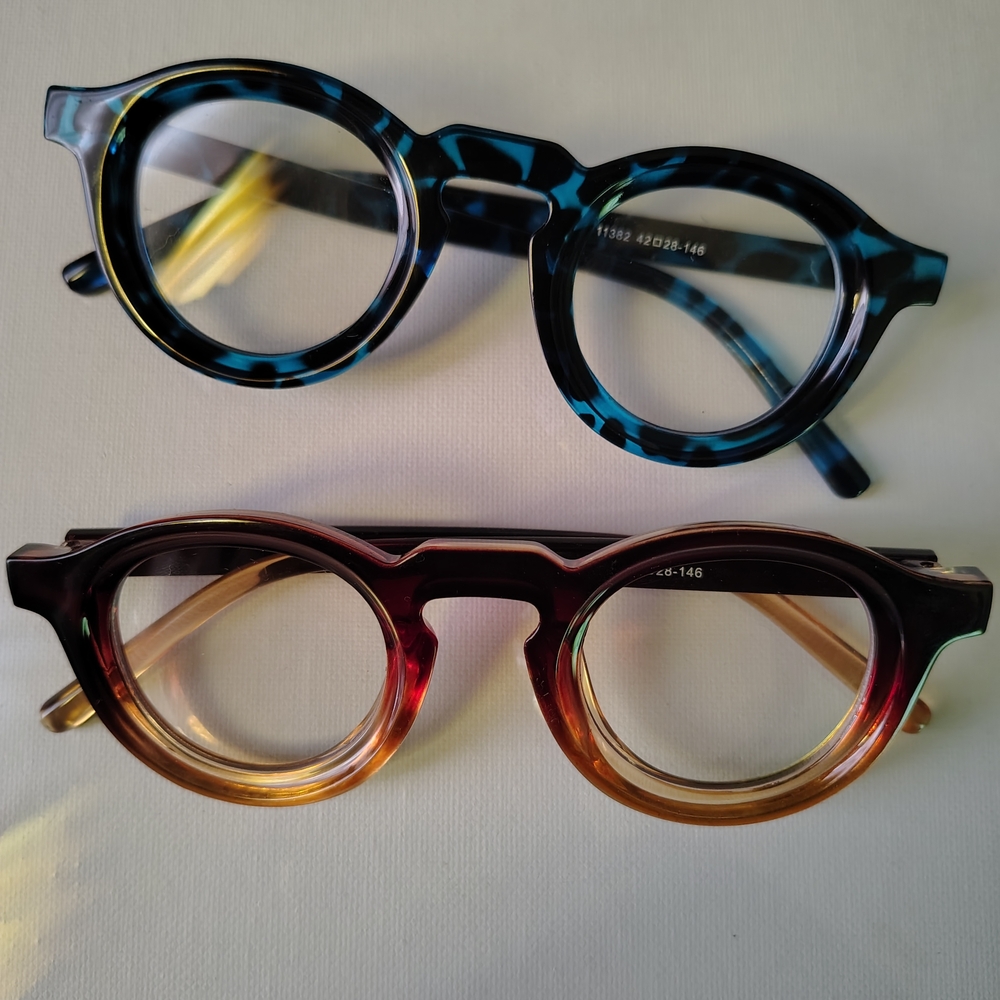 2 VINTAGE Stylish Tortoiseshell Brown and Blue Round Glasses,Yesss A BUNDLE 🤓🔥